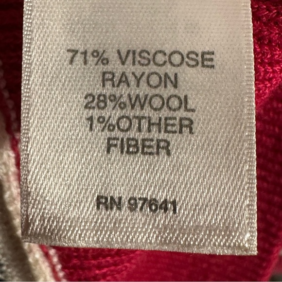 J. Jill asymmetrical colorblock black/red tunic, wool blend, size PS, 3/4 sleeve - Picture 10 of 12